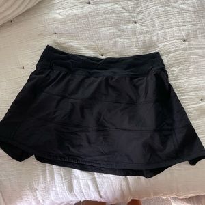Lululemon pace rival skirt size 6 tall black